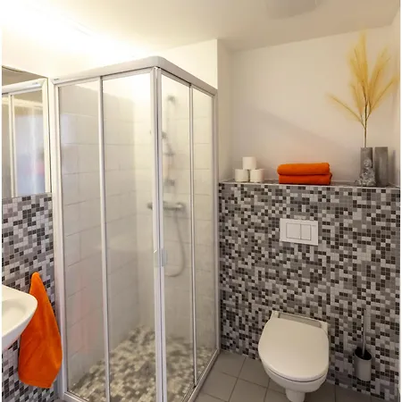 Bak Stmk Gastro Gmbh Hotel *