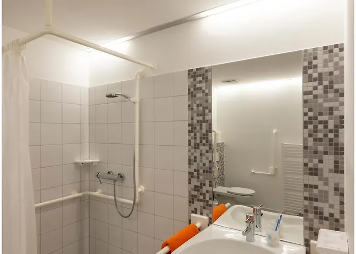 酒店 Bak Stmk Gastro Gmbh *